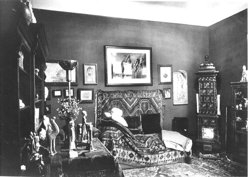 Freud's consulting room in Vienna that he he had to leave when he moved to England